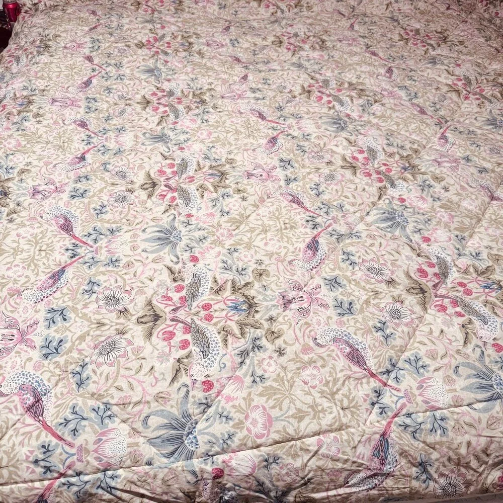 William Morris At Home Cotton Polyester Floral & Bird Pattern comforter Blanket